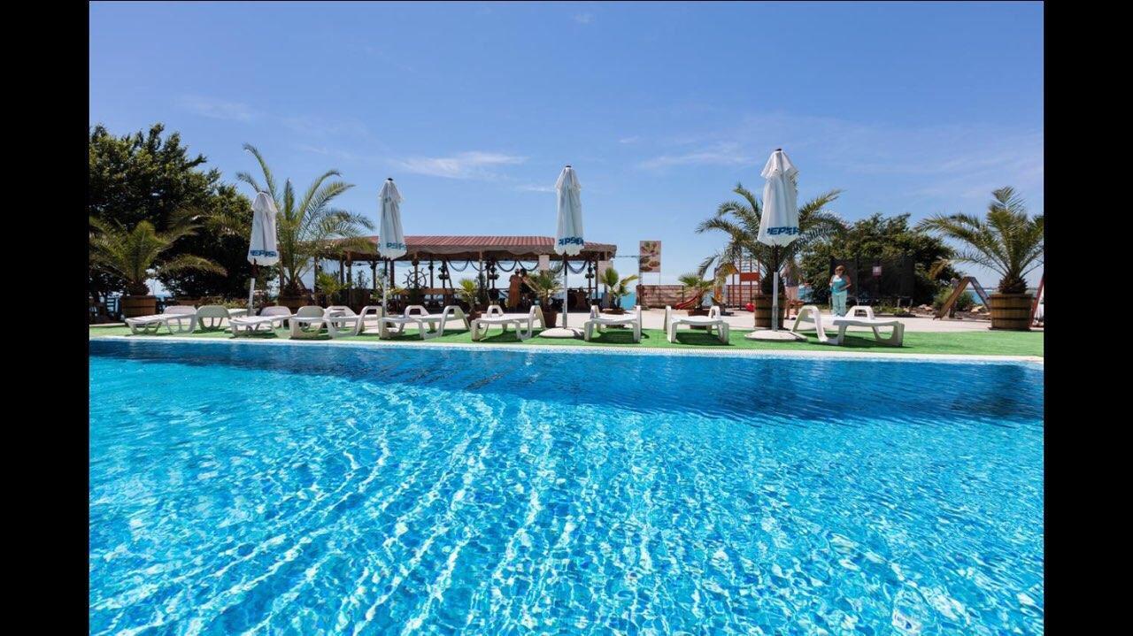 Hotel Fantasy Beach Sveti Vlas Buitenkant foto