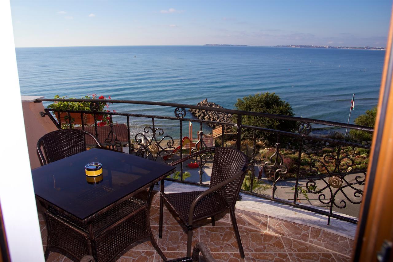 Hotel Fantasy Beach Sveti Vlas Buitenkant foto