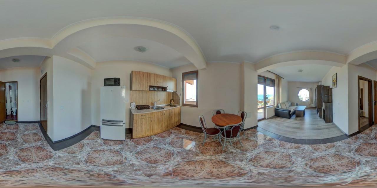 Hotel Fantasy Beach Sveti Vlas Buitenkant foto